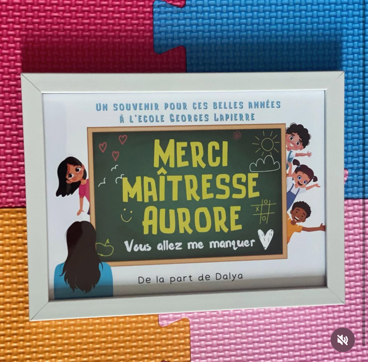 Merci avec silhouette élèves